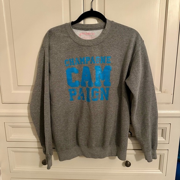 Gray Girl Tribe Co sweatshirt - Picture 3 of 3